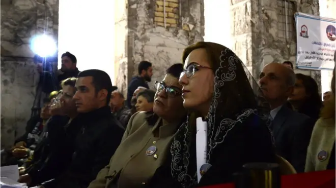 Musul'daki Saint Paul kilisesinde düzenlenen tören için yoğun güvenlik önlemleri alındı