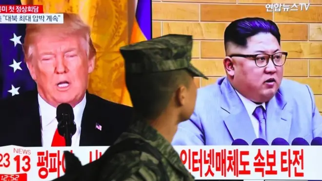 Kim Jong-un dan Donald Trump setuju untuk bertemu langsung, perkembangan yang digambarkan presiden Korea Selatan sebagai keajaiban.