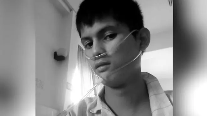 अस्पतालमा रहँदा मनोज