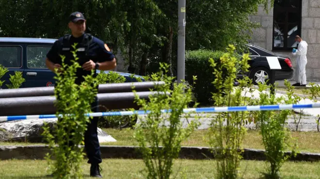 policija, crnogorska policija, uviđaj posle ubistva pripadnika škaljarskog klana na Cetinju 