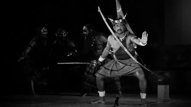 සංහිඳියාව: 'නාට්‍යය නම් හොඳයි, හැබැයි තේරුණේ නැහැ'