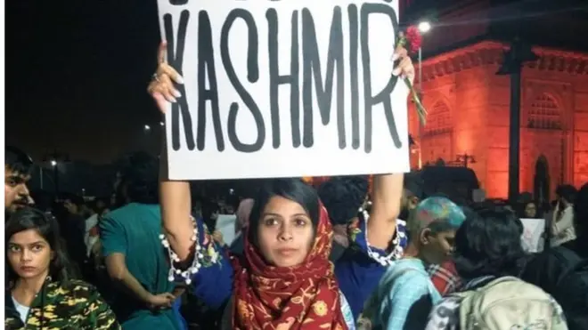 जेएनयू, गेटवे ऑफ इंडिया