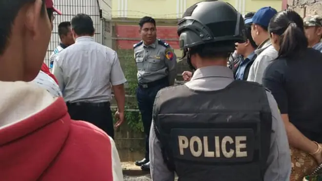 မူဆယ်က တရုတ်နယ်ခြား အငြင်းပွားမှုမှာ လက်နက်ကိုင် တရုတ်တပ်တွေ ဝင်လာ