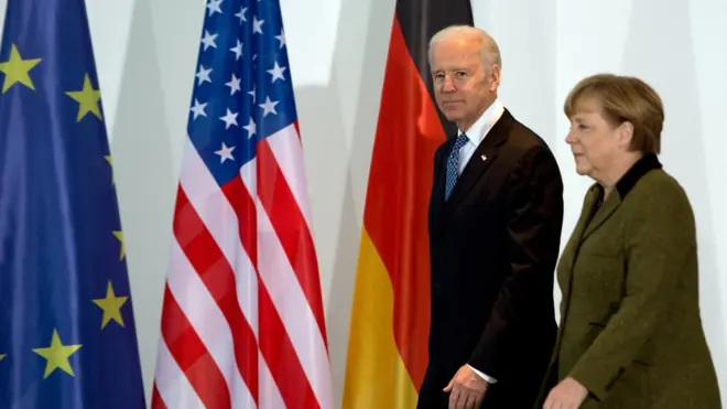 Joe Biden ile Angela Merkel