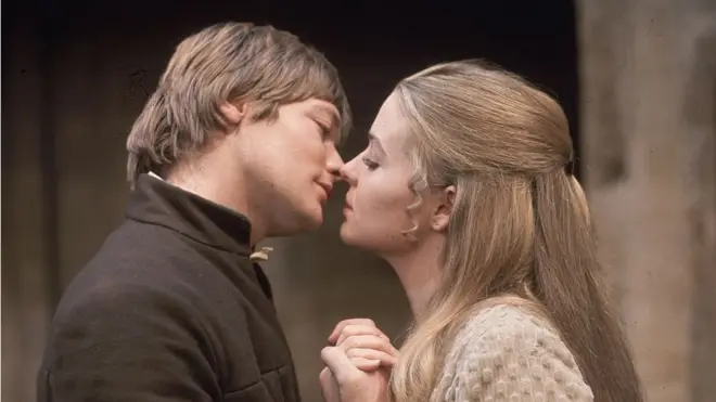 Освідчуйся правильно: "Я тебе кохаю"