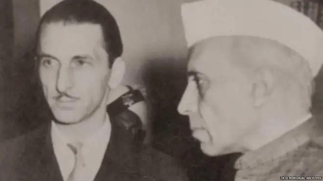 आर्थिक धोरणांबाबत जेआरडी टाटा आणि नेहरू एकमेकांचा आदर करत असत.
