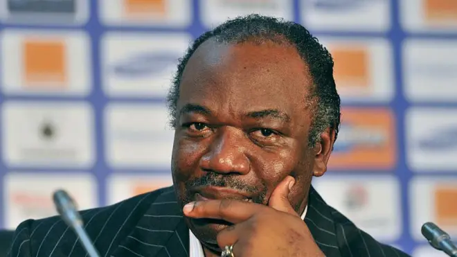 Ali Bongo 2009'da babasından sonra ülkenin lideri oldu