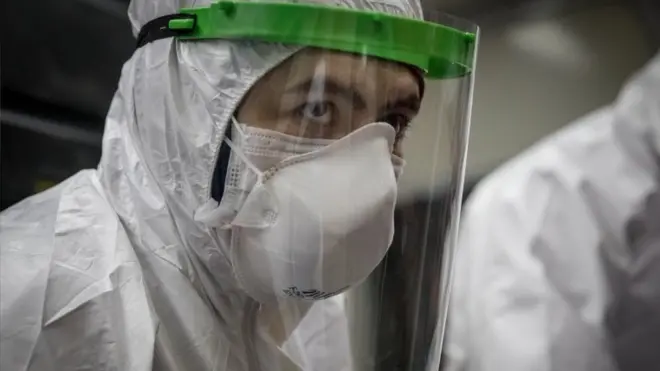 大疫當前人命關天。環境保護問題似乎被推到了極為次要的位置。