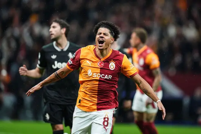 Gabriel Sara gol sevinci yaşıyor