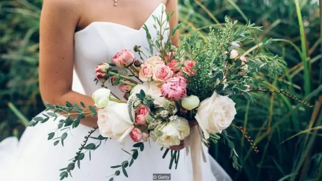 Ở rất nhiều quốc gia, tháng Ba là tháng thấp điểm - và vì vậy cũng là tháng rẻ hơn để tổ chức tiệc cưới