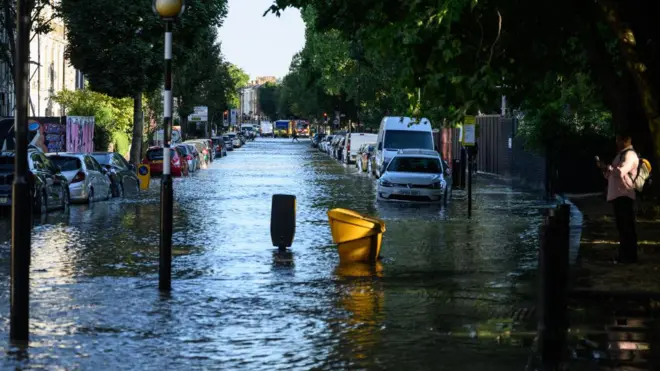 arsenal stadyumu sel 