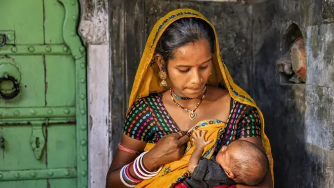 स्तनपान कराने के फ़ायदे