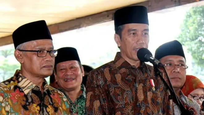 Presiden Jokowi mengunjungi kantor Muhammadiyah di Jakarta, pada Selasa (08/11).