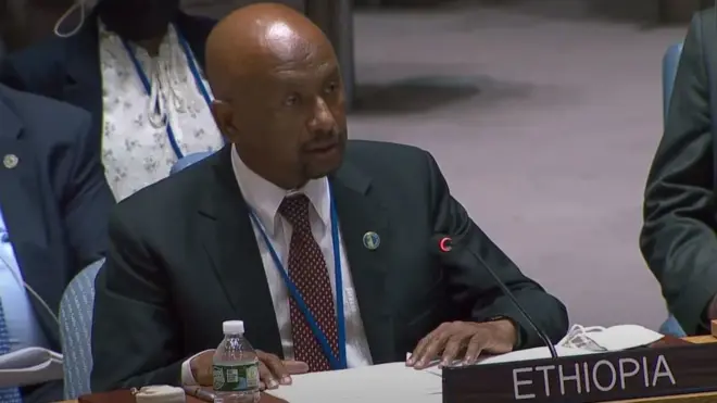 Dr Injinar Silashii Baqqalaa - Ministira Bishaan, Jallisii fi Inarjii Itoophiyaa