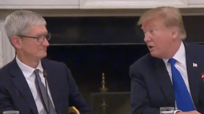 Тим Кук и Дональд Трамп