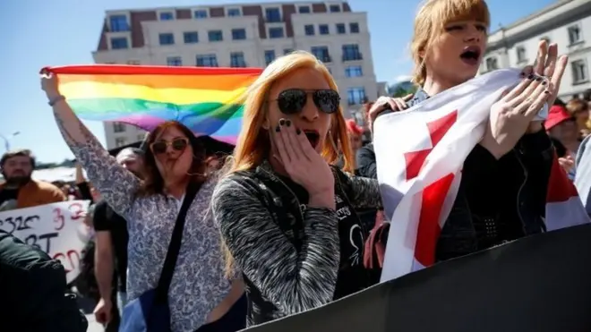 ЛГБТ-акция продолжалась около часа