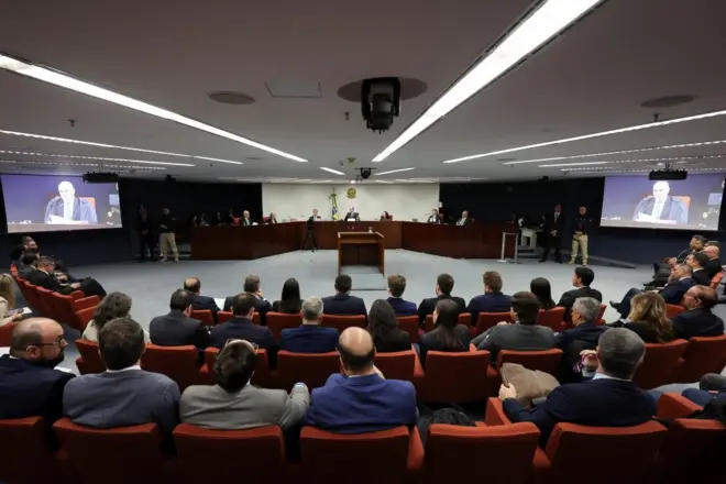 Interior da sala do STF onde ocorreu o primeiro dia do julgamento