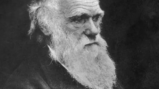 डार्विन प्रतिभावान वैज्ञानिक थे मगर उनके भी कुछ पूर्वाग्रह थे.