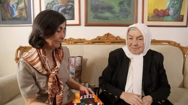 Кавсар ая қизи билан