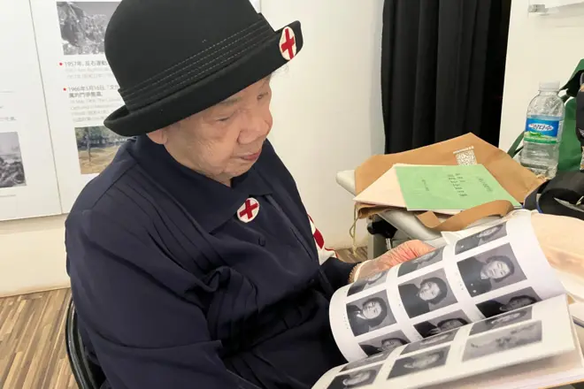 廖淑霞二戰期間於上海日租界中擔任看護婦,也就是護士工作。