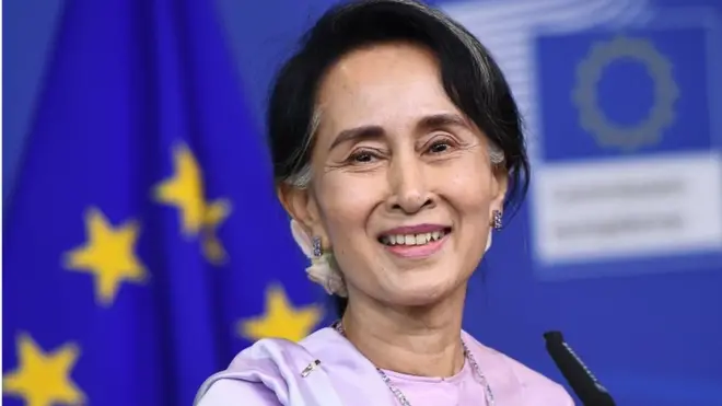 ဘရပ်ဆဲလ်မြို့မှာ ဥရောပသမဂ္ဂ ထိပ်တန်းခေါင်းဆောင်တွေနဲ့ ဒေါ်အောင်ဆန်းစုကြည် တွေ့ဆုံအပြီး ပူးတွဲ သတင်းစာရှင်းလင်းပွဲ လုပ်ခဲ့