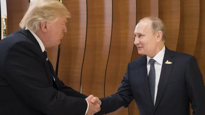 рукостискання Трампа і Путіна