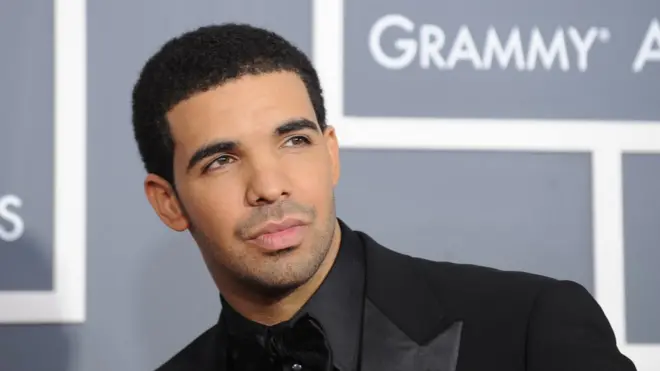 Drake na America award winning rapper