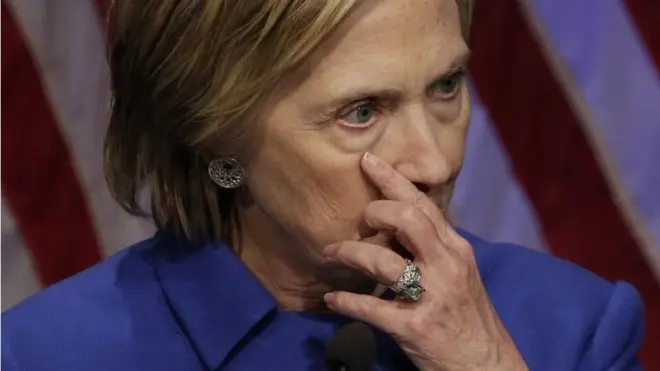 ہلیری کلنٹن نے کھلے عام انتخابی نتائج پر کوئی سوال نہیں اٹھایا ہے