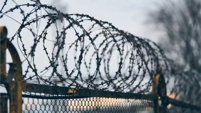 Бу ердан чиқиш учун ё охиригача ўтириш керак, ё ўлиш керак, дейди Россиядаги ўзбекистонлик маҳбус