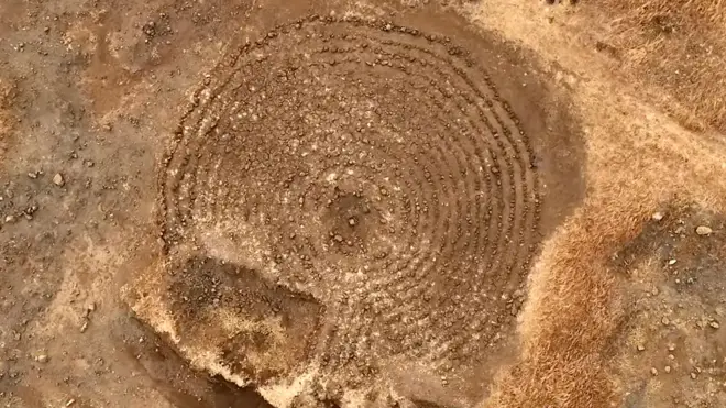 सोलापूरजवळ आढळलेलं लॅबिरिन्थ