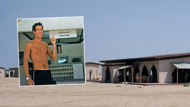 Ifoto ya Gad Shimron n'ikibanza co kuruhukiramwo ca Arous inyuma