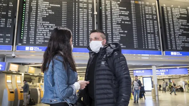 Las restricciones de viajes a EE.UU. desde Europa comienzan en la medianoche de este viernes.