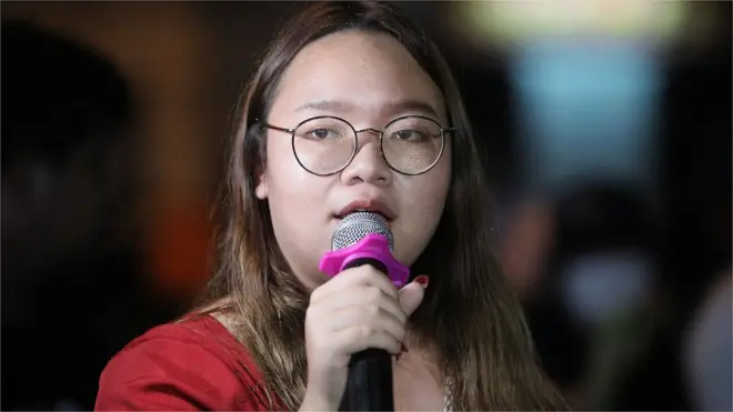 Panusaya Sithijirawattanakul delivers a ten-point manifesto on stage on Aug 10