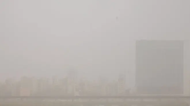 اهواز غرق در گرد و غبار