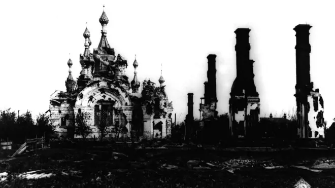 Из 7688 жилых зданий в Ярославле сгорели 2147, 28 тысяч из 130 тысяч жителей остались без крова