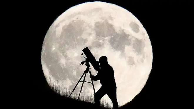Cómo ver la superluna: te damos algunas sugerencias.