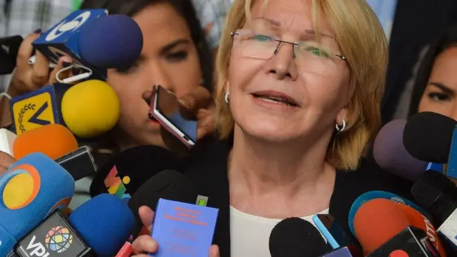 Luisa Ortega se ha erigido en la más firme defensora de la Constitución de 1999, que será reformada por la Asamblea Constituyente que se vota el 30 de julio.