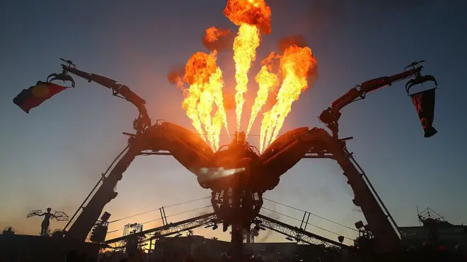 Експерти остерігаються появи військових "роботів-убивць", які вибиратимуть та атакуватимуть цілі без людського втручання