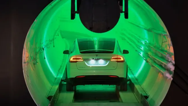 Инженеры Boring Company слегка модифицировали автомобиль Tesla Model X