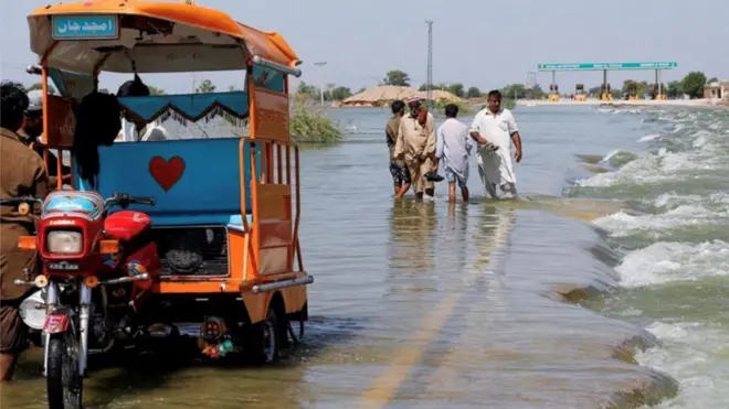 سیلاب، پاکستان، ماحول