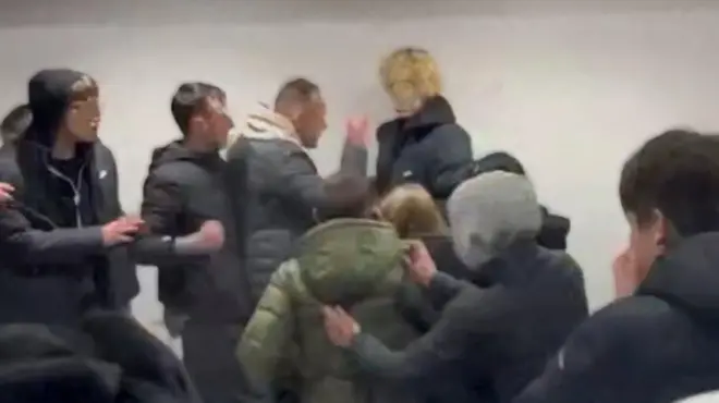 люди і один хлопець