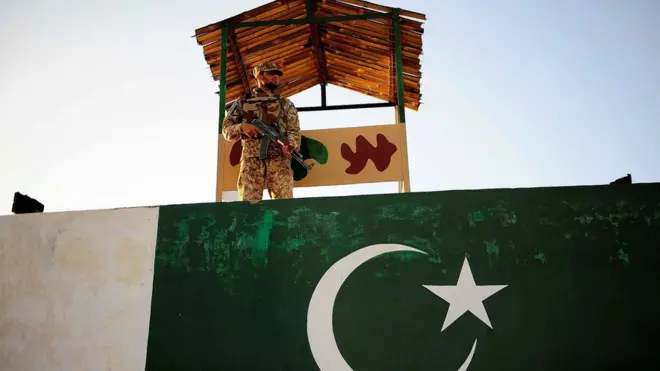 تجزیہ نگاروں کے مطابق فوج نے اپنے اہداف حاصل کر لیے لیکن سول اداروں کی کمی محسوس ہوئی ہے