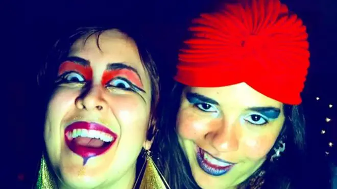 Alexandra Buschman y Danishta Rivero formaron el dúo Las Sucias en 2015.