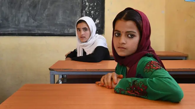 Anak perempuan Afghanistan
