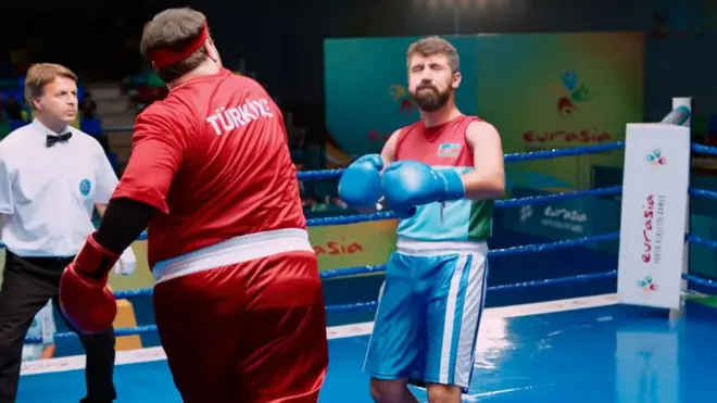 Recep İvedik 5 filmindən sosial şəbəkələrdə mübahisəli qalmalaqala səbəb olan səhnə