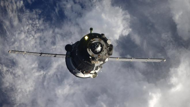 "Союз МС-17" пристыковался к МКС через три часа после старта