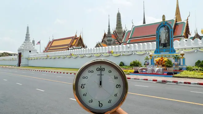Wat Phra Si Rattana Satsadaram atau juga dikenal dengan Istana Agung di Bangkok, Thailand.