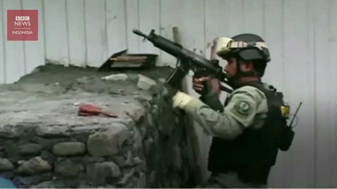 Aparat yang tengah berjaga di Nduga