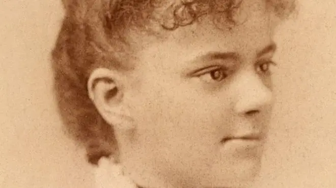 ایلزبیتھ نے 1849 میں طب کی ڈگری حاصل کی۔ پانچ سال کے بعد ان کی بہن ایملی نے بھی یہ ڈگری حاصل کر لی