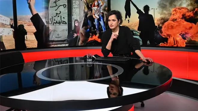 كانت المذيعة الرئيسية رنا رحيمبور عرضة للمضايقات في الأسابيع الأخيرة